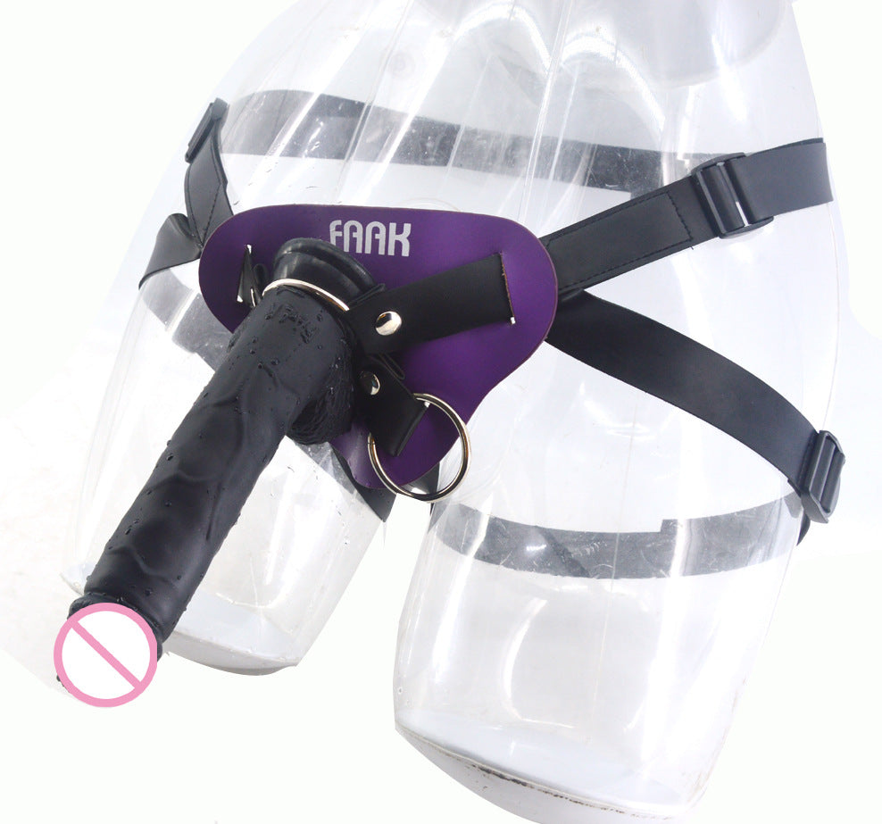 Qianai wears FAAK female device solid thick penis anal plug