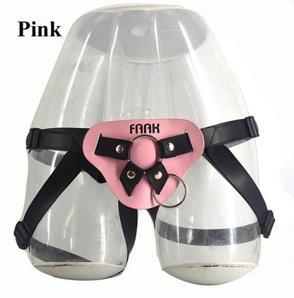 Qianai wears FAAK female device solid thick penis anal plug