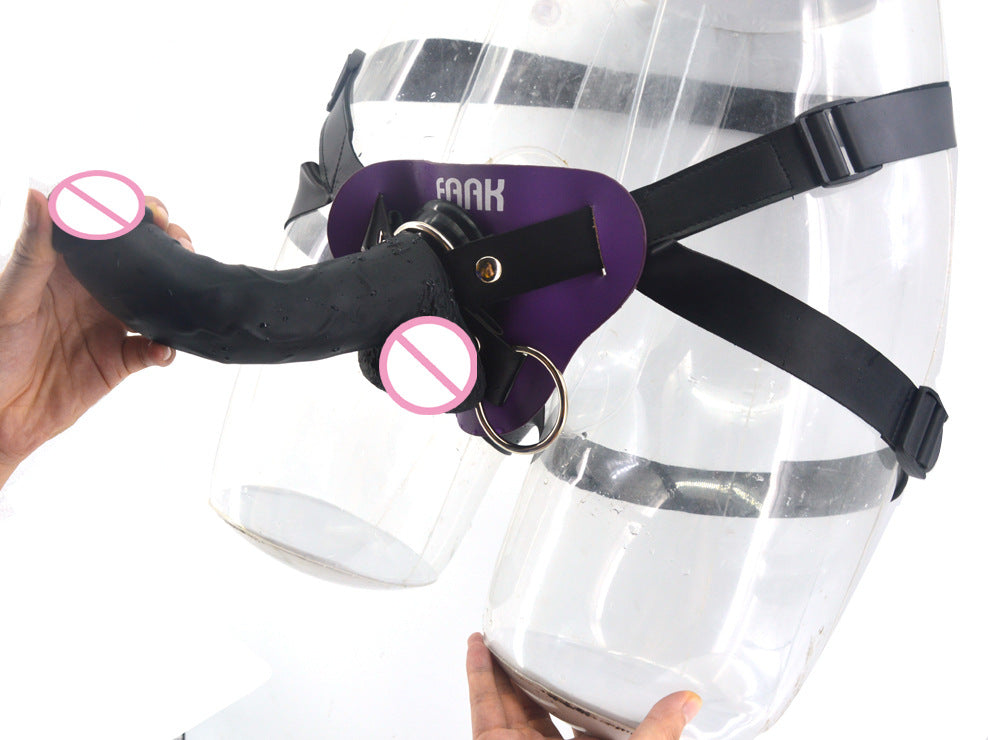 Qianai wears FAAK female device solid thick penis anal plug