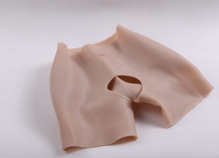 Brieney open-crotch shorts fake buttocks, hip enlargement artifact