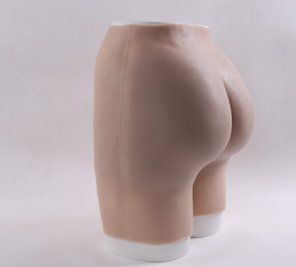 Brieney open-crotch shorts fake buttocks, hip enlargement artifact