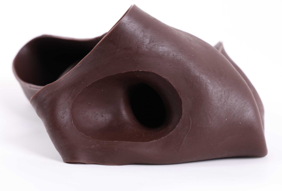 Sweetheart (double-layered hollow) wearing a dildo